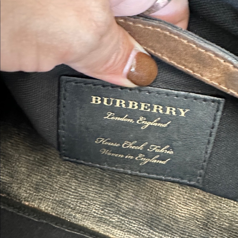 Burberry Macken Check Leather Crossbody Bag - Picture 8 of 13